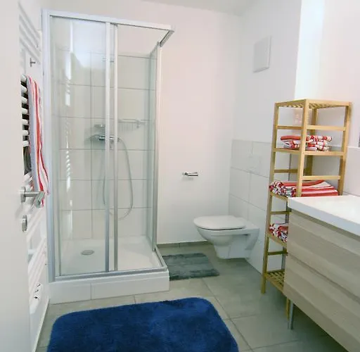 Daire Gala - Country Oasis In